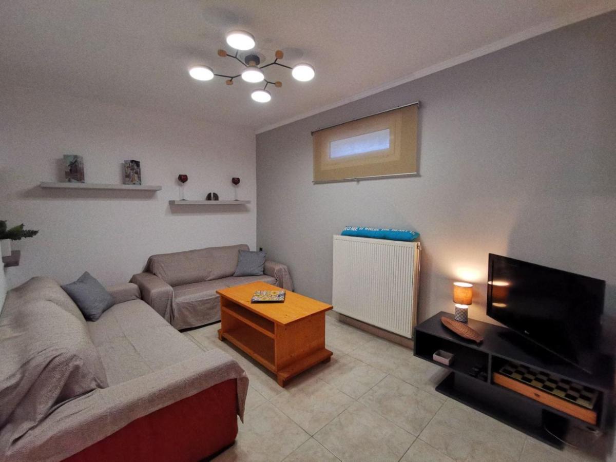 Antonela Sunshine Apartment By Corfu Escapes Perama  Extérieur photo